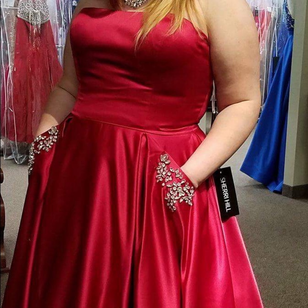 Sherri Hill Prom Dress